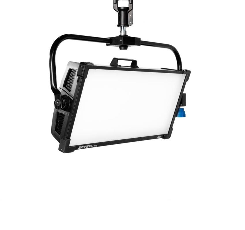 ARRI SkyPanel S60 Pro P.O.(Bare Ends) – Set, black, incl. Diffusion Panel & man. Yoke, 4 LED Zones, integrated PSU